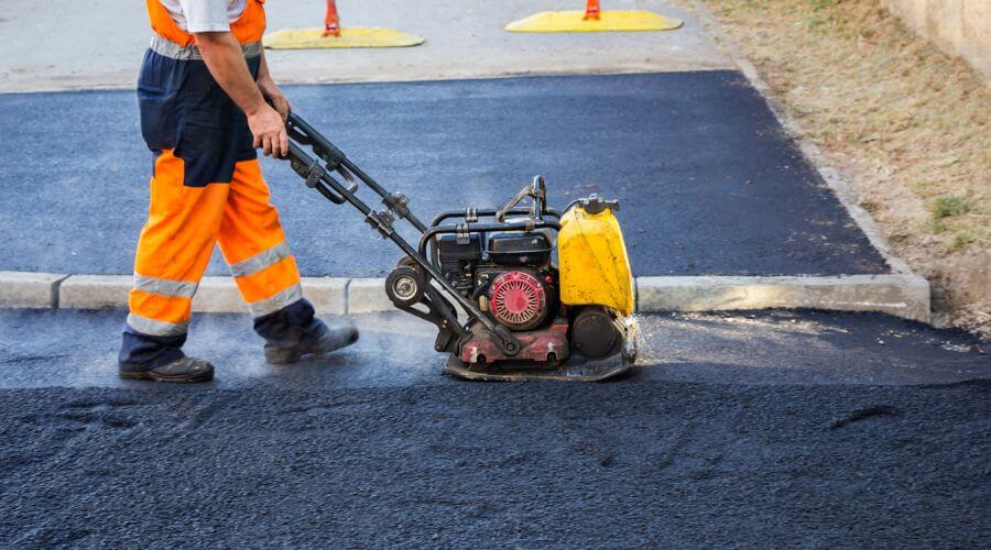 Professional gutter cleaning in Salter Path, NC